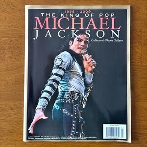 Michael Jackson King of Pop 2009 Collector’s Photo Gallery Tribute Magazine